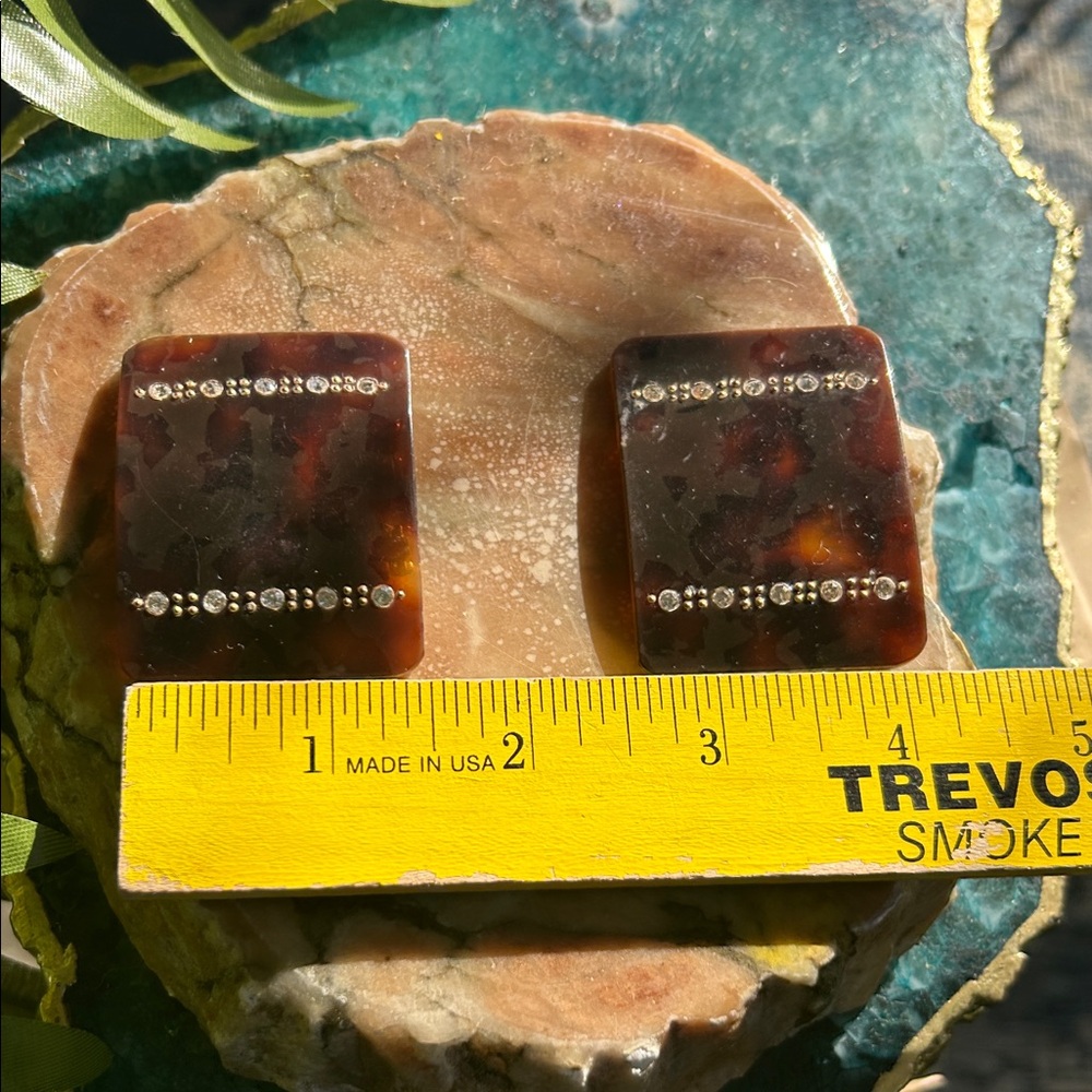 Vintage TortoiseShell Shoe Clips with Rhinestones - Picture 10 of 11